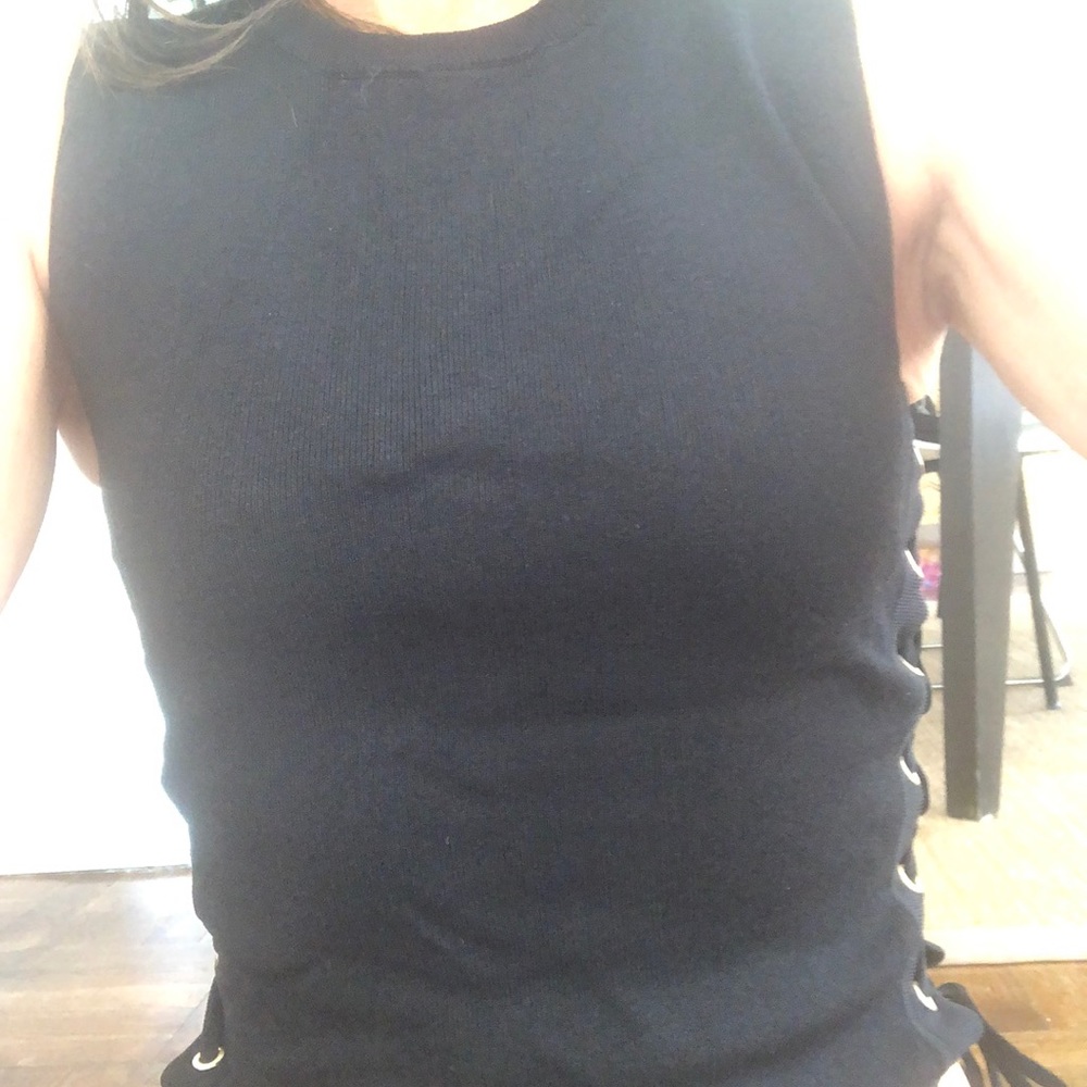Top - Picture 3 of 4